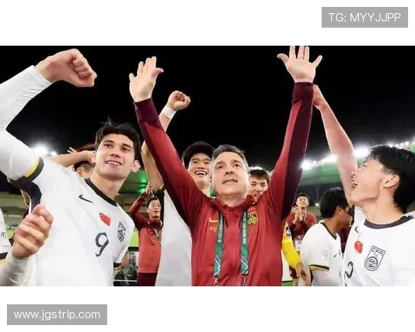 万隆出局球迷冲场遭亚足联重罚